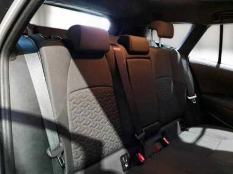 Toyota Corolla 1.8 125H BUSINESS PLUS E-CVT TOU SPORT