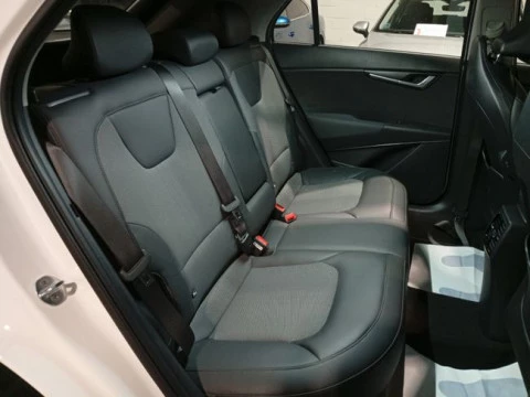 Kia Niro 1.6 GDi PHEV 135kW (183CV) Drive