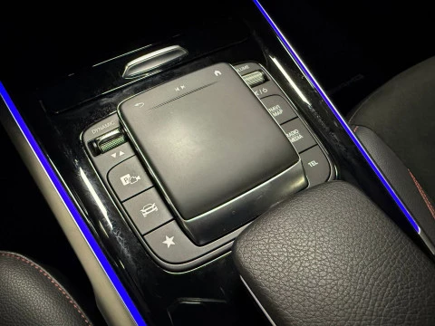 Mercedes-Benz GLB GLB 200 d