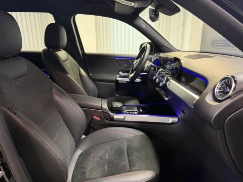 Mercedes-Benz GLB GLB 200 d