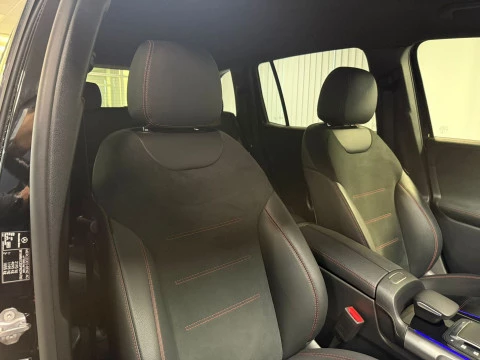 Mercedes-Benz GLB GLB 200 d