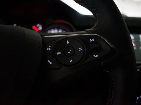 Opel Crossland X 1.2 81KW DESIGN LINE 120 ANIVERSARIO S