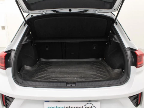 Volkswagen T-Roc 2.0 TDI 110KW DSG R-LINE 150 5P