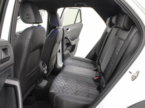 Volkswagen T-Roc 2.0 TDI 110KW DSG R-LINE 150 5P