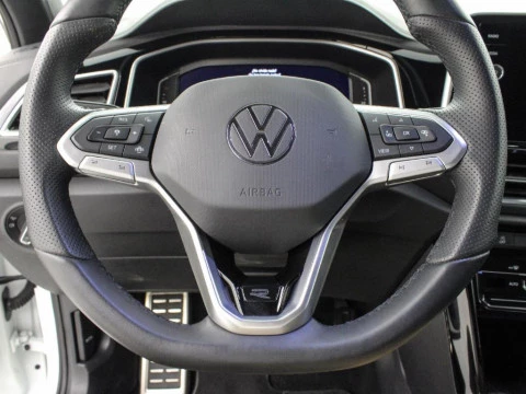 Volkswagen T-Roc 2.0 TDI 110KW DSG R-LINE 150 5P