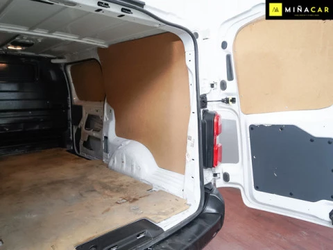 Peugeot Expert Furgon BlueHDi 100 Premium Long 75 kW (102 CV)