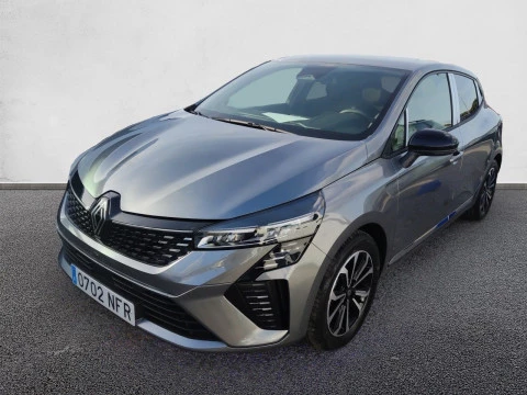 Renault Clio Techno full hybrid E-Tech 145 (103Kw)