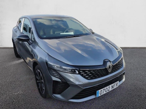 Renault Clio Techno full hybrid E-Tech 145 (103Kw)