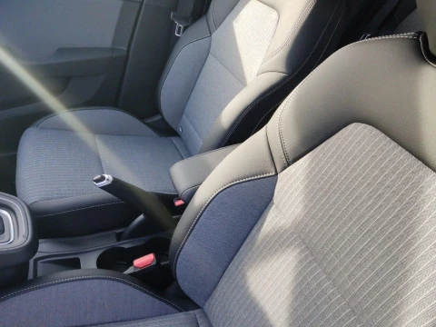 Renault Clio Techno full hybrid E-Tech 145 (103Kw)