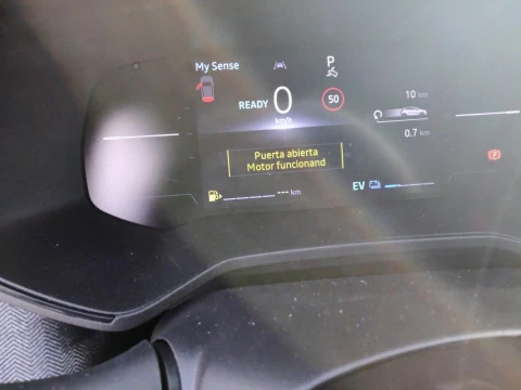 Renault Clio Techno full hybrid E-Tech 145 (103Kw)