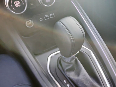 Renault Clio Techno full hybrid E-Tech 145 (103Kw)