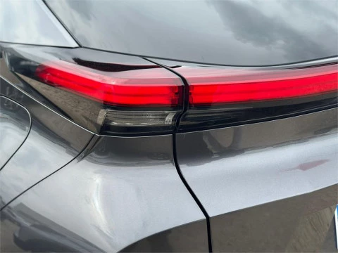 Toyota C-HR - Advance Hybrid 140