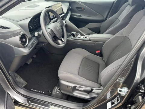 Toyota C-HR - Advance Hybrid 140