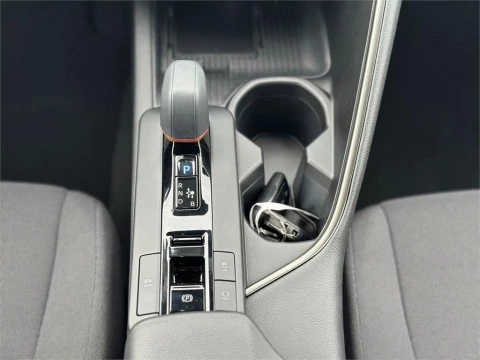 Toyota C-HR - Advance Hybrid 140