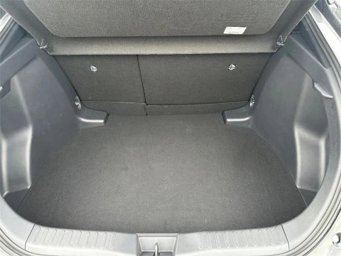 Toyota C-HR - Advance Hybrid 140