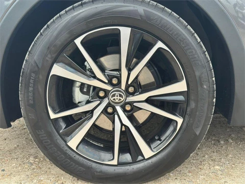Toyota C-HR - Advance Hybrid 140