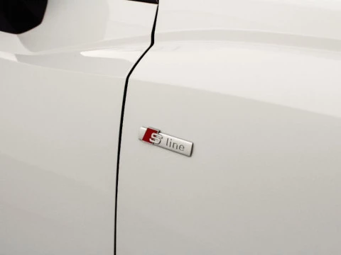 Audi Q3 2.0 35 TDI S TRONIC BLACK LINE 150 5P