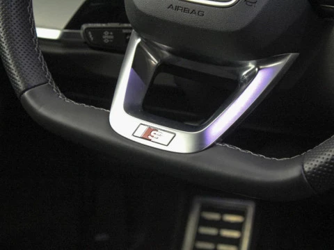 Audi Q3 2.0 35 TDI S TRONIC BLACK LINE 150 5P