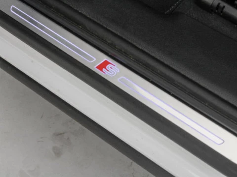 Audi Q3 2.0 35 TDI S TRONIC BLACK LINE 150 5P