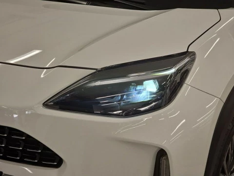 Toyota Yaris Cross 1.5 120H Adventure