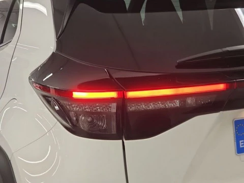 Toyota Yaris Cross 1.5 120H Adventure