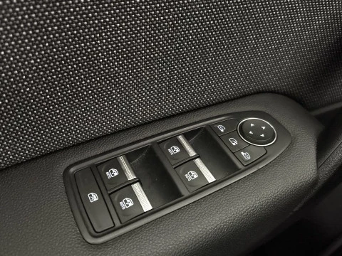 Renault Captur  TCe Techno 74kW GLP