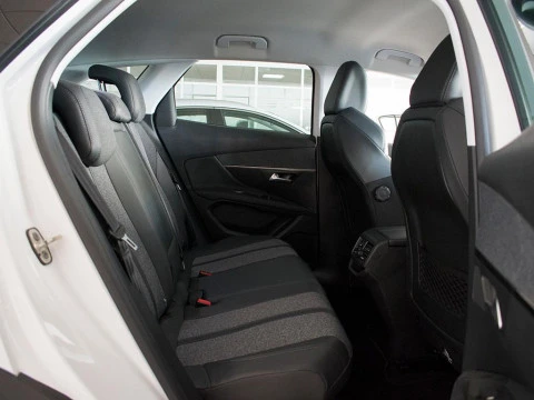 Peugeot 3008 1.2 PURETECH 96KW ALLURE S&S 5P