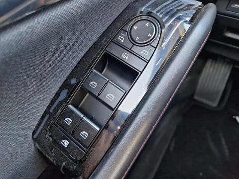 Mazda CX-30 e-SKYACTIV G Homura