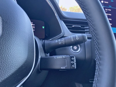 Renault Captur techno Eco-G 100cv (74 kW)