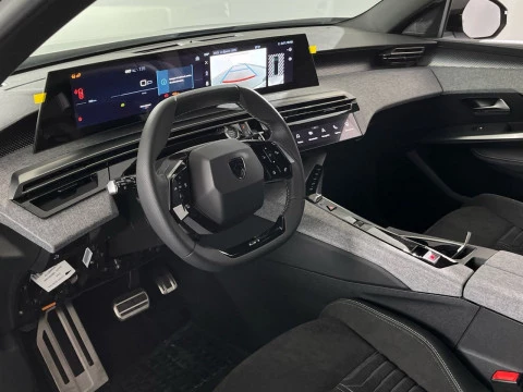 Peugeot 5008 Hybrid 1.2 107KW GT eDCS6