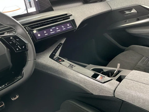 Peugeot 5008 Hybrid 1.2 107KW GT eDCS6