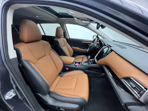 Subaru Outback 2.5i Touring CVT Lineartronic AWD