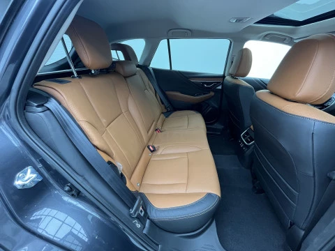 Subaru Outback 2.5i Touring CVT Lineartronic AWD