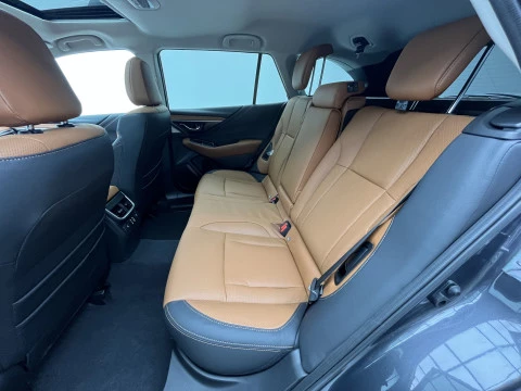 Subaru Outback 2.5i Touring CVT Lineartronic AWD