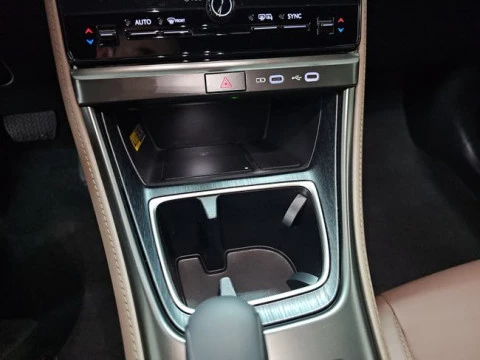 Lexus LBX 1.5 136cv HEV Elegant+