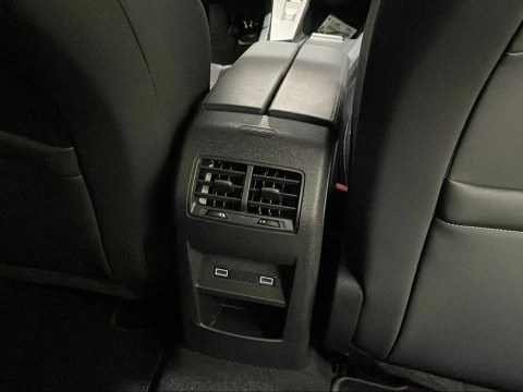 Peugeot 408 408 Allure HYBRID 145 eDCS6