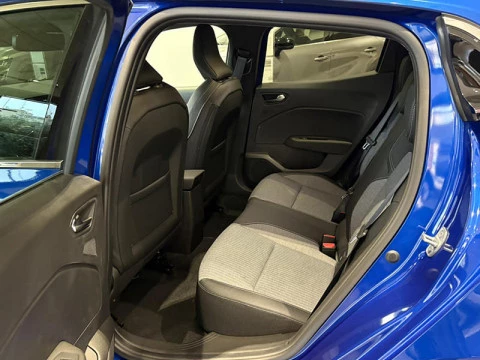 Renault Clio Techno full hybrid E-Tech 145 (103Kw)