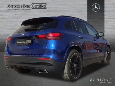 Mercedes-Benz GLA  200 d
