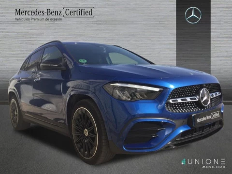 Mercedes-Benz GLA  200 d