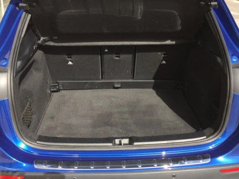 Mercedes-Benz GLA  200 d