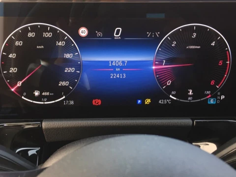 Mercedes-Benz GLA  200 d