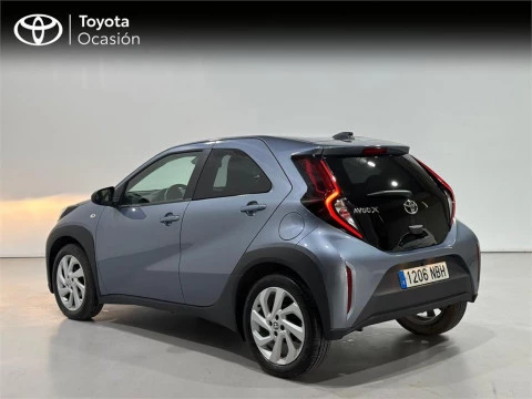 Toyota Aygo X Cross Cross Play