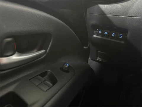 Toyota Aygo X Cross Cross Play