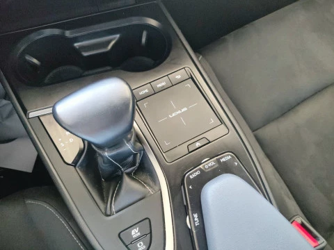 Lexus UX 2.0 250h Executive