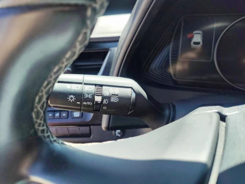 Lexus UX 2.0 250h Executive