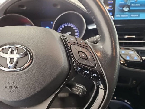 Toyota C-HR 1.8 125H Advance