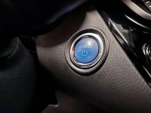 Toyota C-HR 1.8 125H Advance