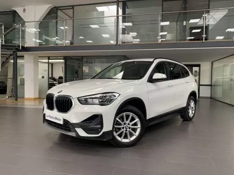 BMW X1 sDrive18dA Corporate BMW X1 sDrive18dA Corporate