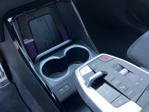 BMW iX2 eDrive20 150 kW (204 CV)