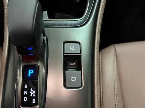 Lexus LBX 1.5 136cv HEV Elegant+